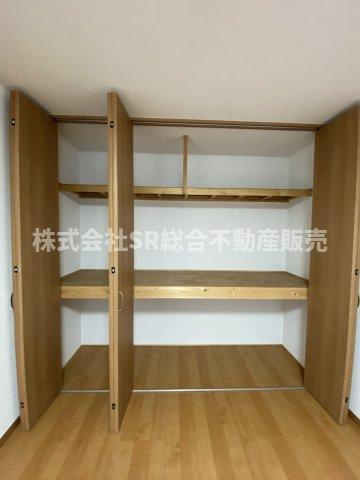 松原2丁目中古戸建の収納|容量たっぷりのクローゼットです！