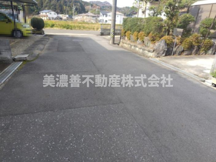 ６５０６０　岐阜市粟野西中古戸建の周辺