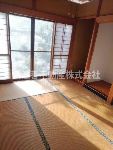 ６５０６０　岐阜市粟野西中古戸建の和室
