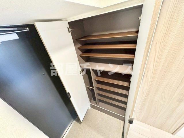 ディアレイシャス矢場町の収納