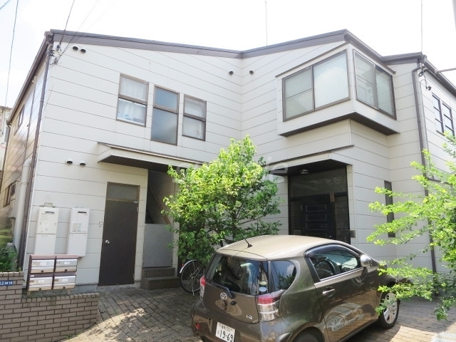 リバーハイツ大澤の外観|住環境良好です♪