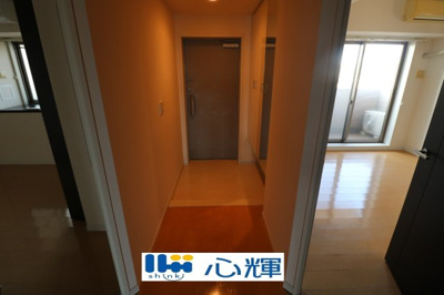 【玄関】 | ポレスターブロードシティ若松町13階・カド部屋