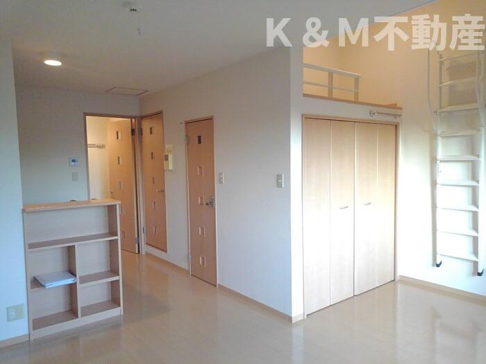 エテルナーレの居間・リビング|リビングです