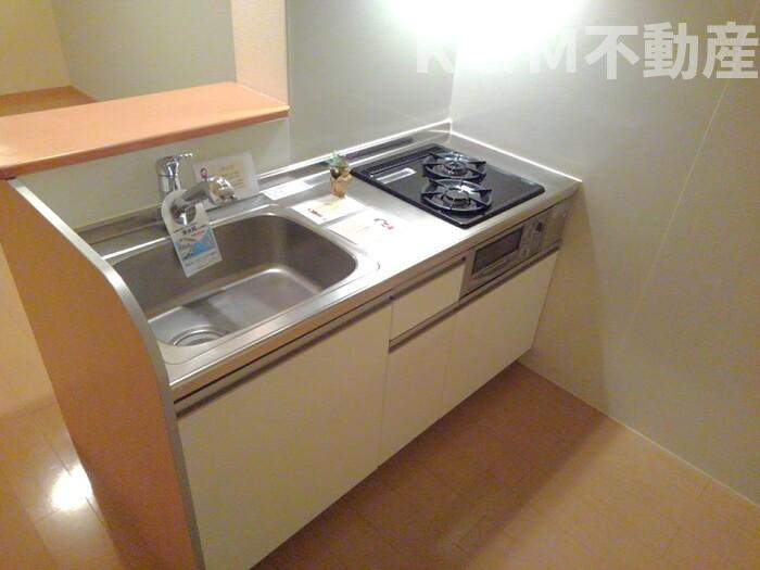 エテルナーレのキッチン|使いやすいキッチンです