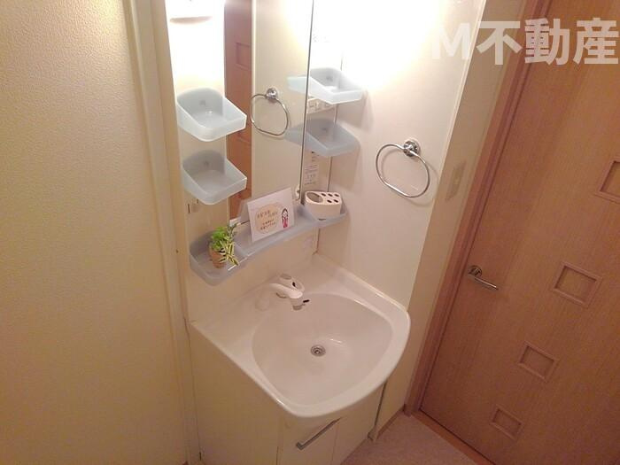 エテルナーレの洗面所|洗面所です