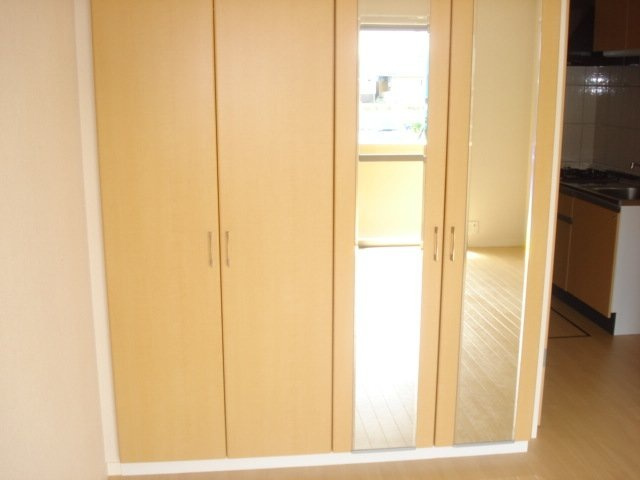 ＣｈａｍｐｓＤｏｒｅｓ（シャンドーレ）|クローゼット(イメージ)