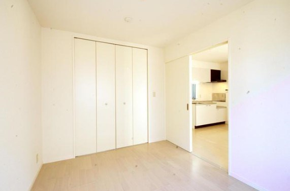 アズール若宮C棟の寝室