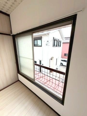 【バルコニー】