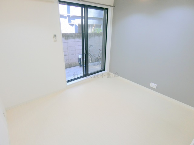 イリス羽田の居間・リビング