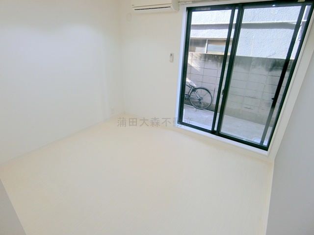 イリス羽田の居間・リビング|洋室6帖