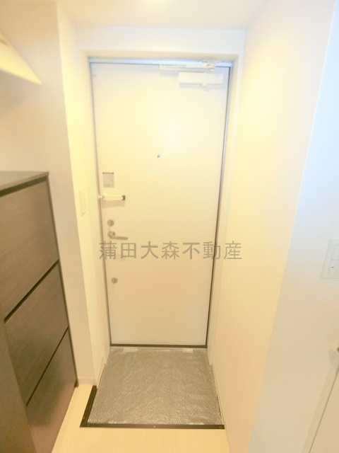 イリス羽田の玄関