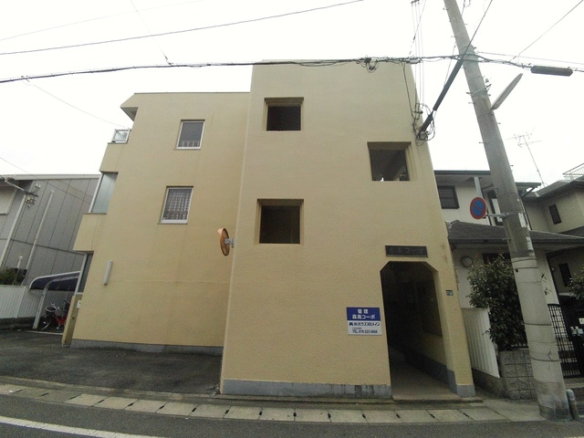 森南コーポのエントランス