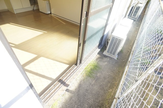 ジュネス・Ｎのバルコニー