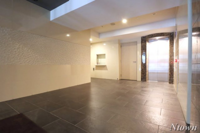 【ロビー】 | プレサンス丸の内レジデンスII | ゆとりのあるロビーです