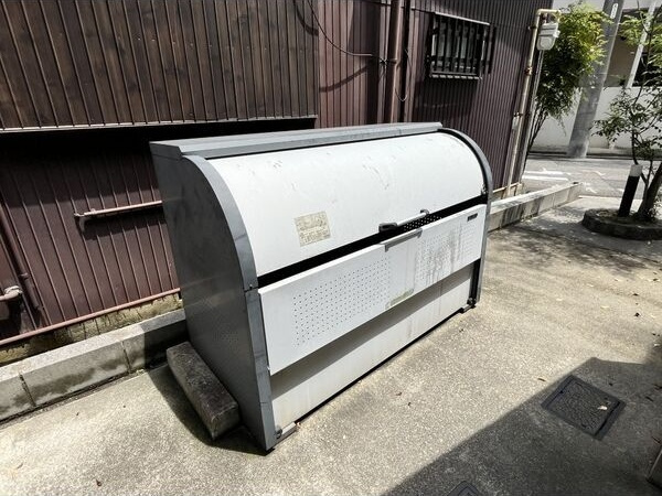 レクサス1439のエントランス