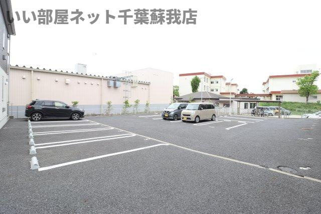 セジュールホンダ Ｃの駐車場|駐車場があるので、車を買う予定の方も安心です