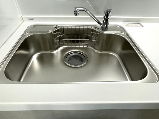 ライオンズマンション京橋川の設備|キッチンのシンク部分です。