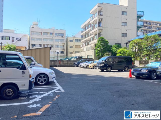 上福岡グロリアハイツの駐車場