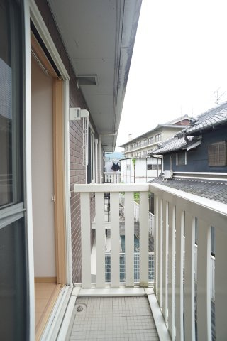 ハイツメビウスＢ棟のバルコニー