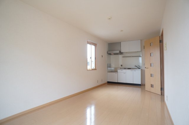 ハイツメビウスＢ棟の居間・リビング