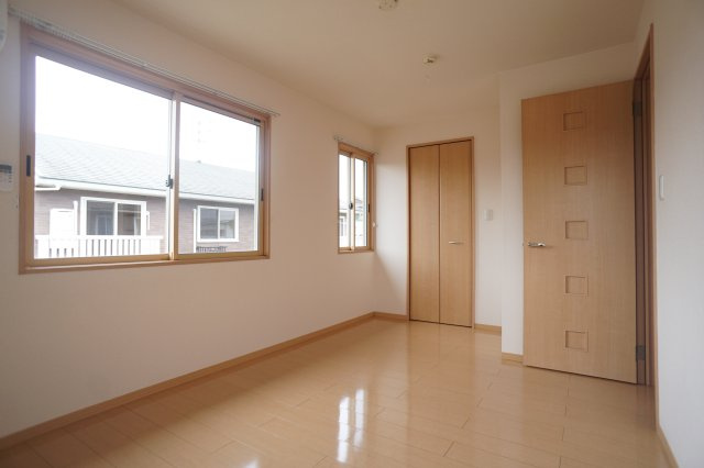 ハイツメビウスＢ棟の居間・リビング