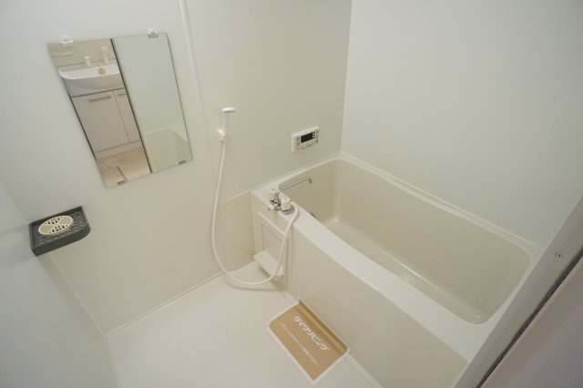 ハイツメビウスＢ棟の浴室