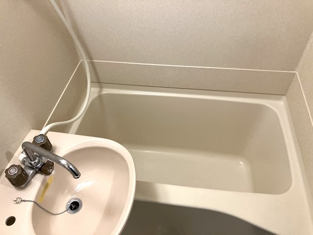 レオパレス千駄木B棟の洋室