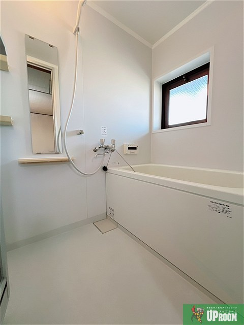 ハイツ川東の浴室