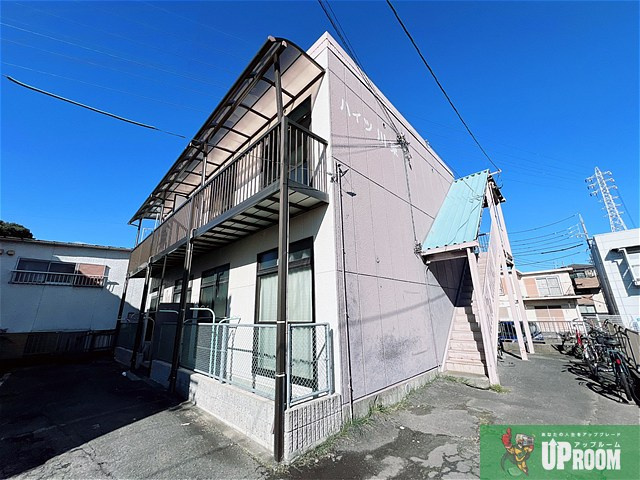 ハイツ川東の外観