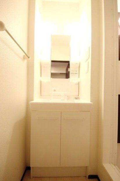 クレイノカサ　リリオⅢの洗面所