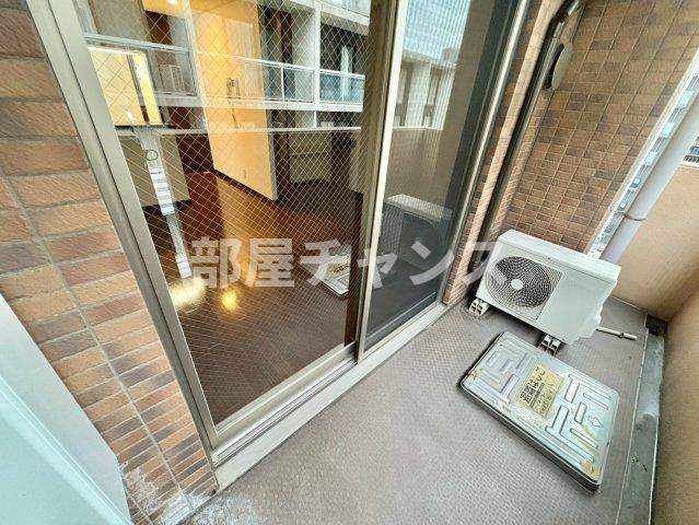 ライジングコート名古屋駅南のバルコニー