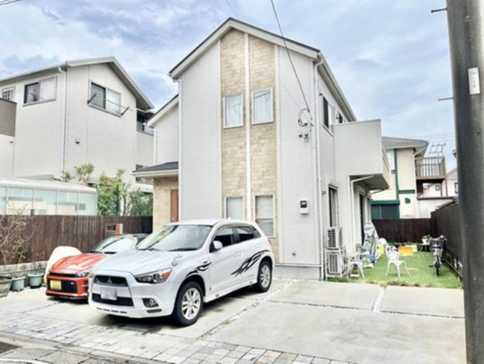 瀬谷区南瀬谷1丁目〈新築戸建〉敷地面積約50坪！カースペース2台！の画像