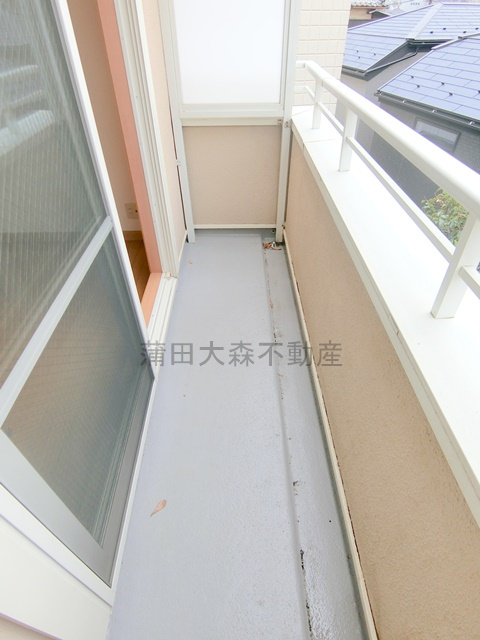 南雪谷ガーデンのバルコニー|物干し金具付きバルコニー