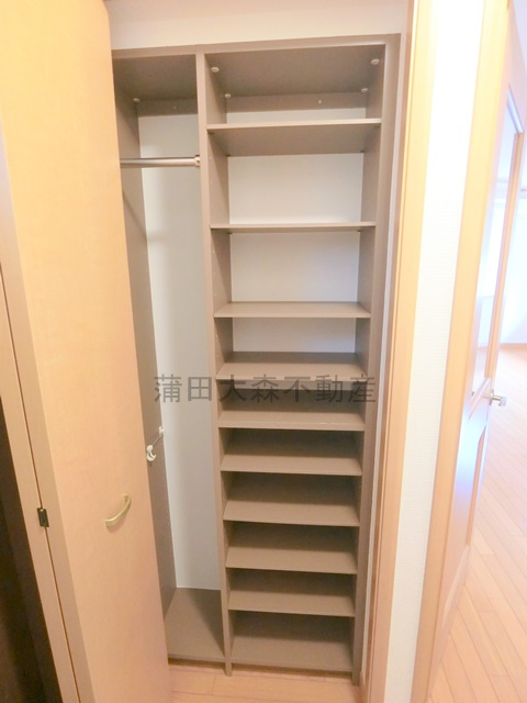 南雪谷ガーデンの収納|玄関　シューズボックス