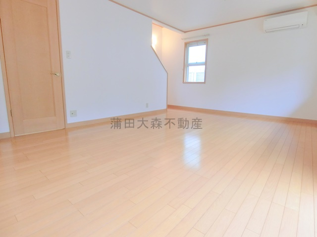 南雪谷ガーデンの居間・リビング|LDK16.4帖