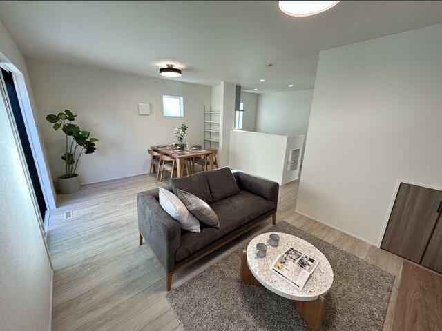 リナージュＬ　熊本北区麻生田５丁目２４－１期の居間・リビング