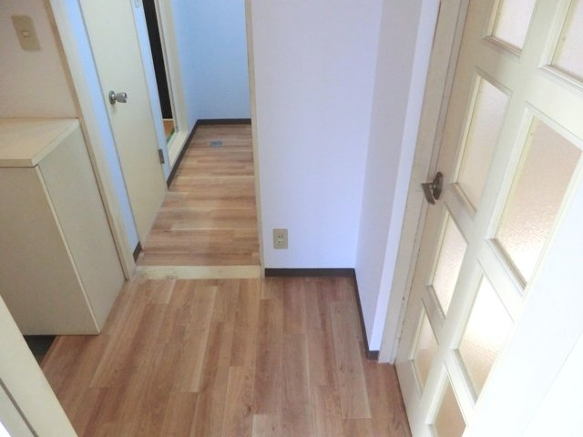 ゴールドマンション小熊ＰＡＲＴ１の内装|★廊下スペースの内装画像です★