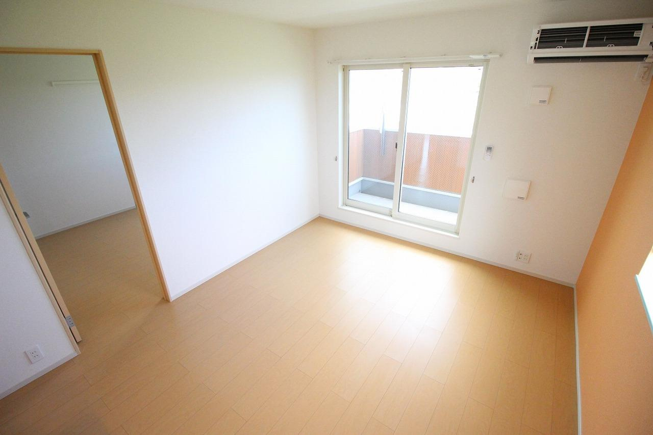 ルーチェの居間・リビング|※お部屋により仕様が異なる場合がございます※