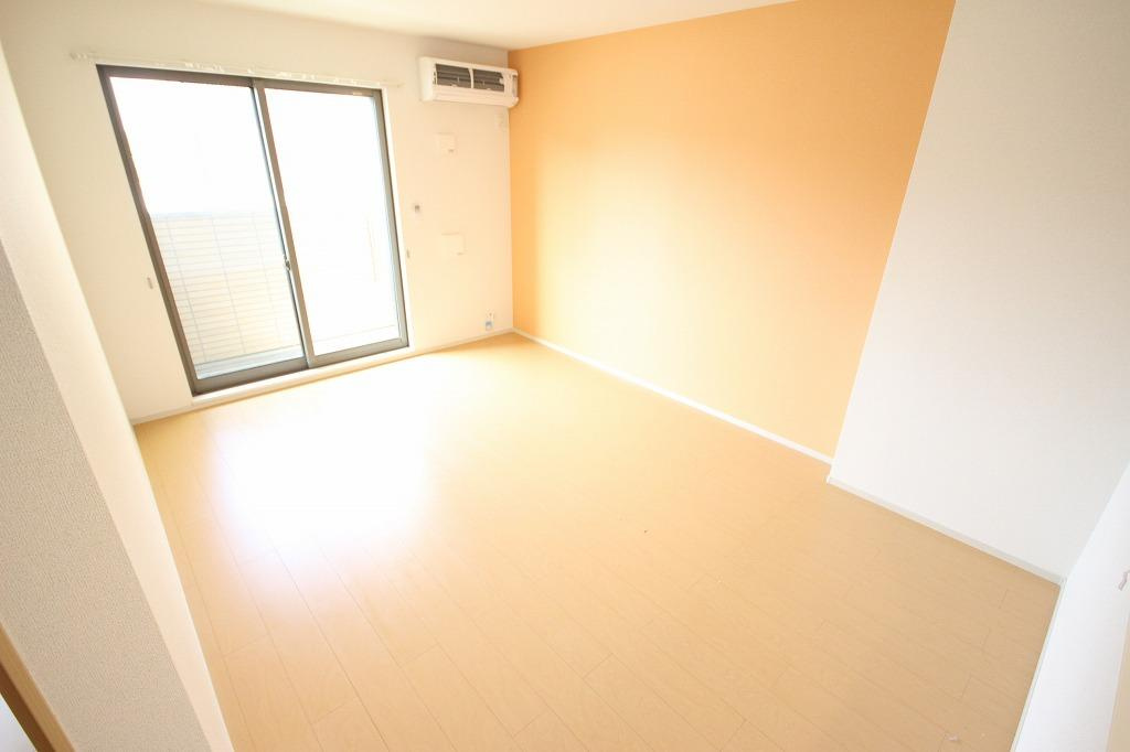 ルーチェの居間・リビング|※お部屋により仕様が異なる場合がございます※