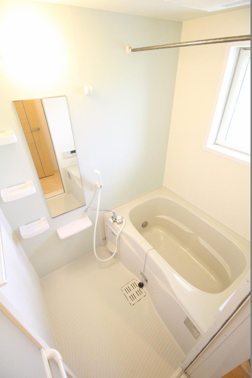 ルーチェの浴室|※お部屋により仕様が異なる場合がございます※
