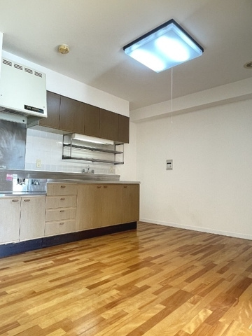 荒川区東日暮里２丁目の賃貸マンション