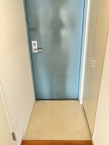 荒川区東日暮里２丁目の賃貸マンション