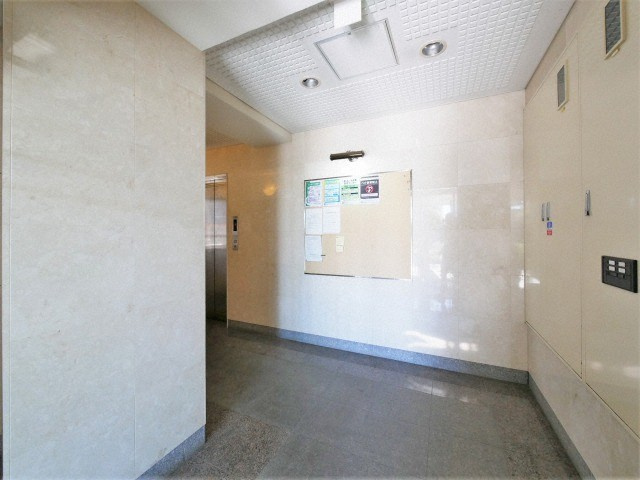 インフィルドⅡのロビー