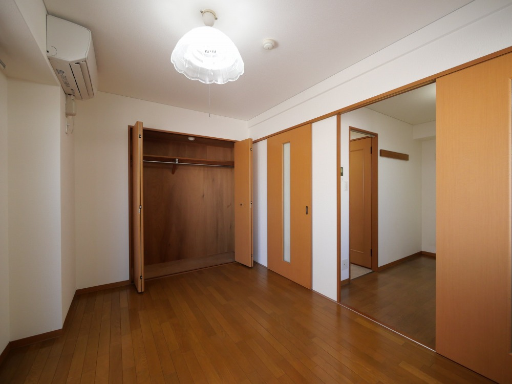 インフィルドⅡの洋室