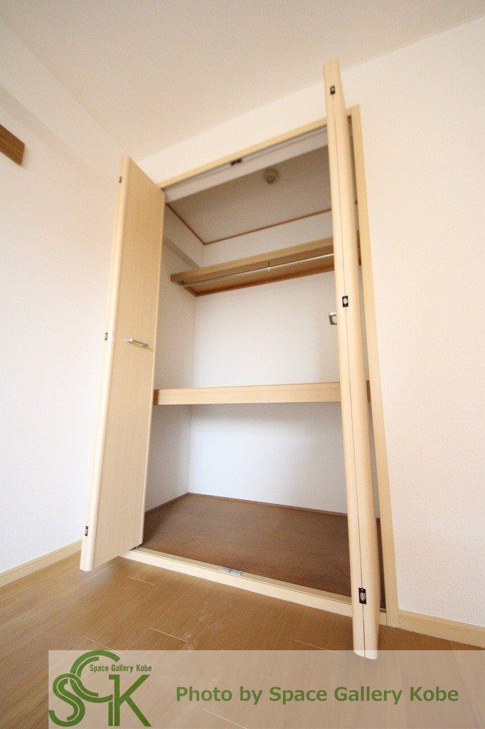 ポレール伊川　Ⅱの収納|※お部屋により仕様が異なる場合があります。