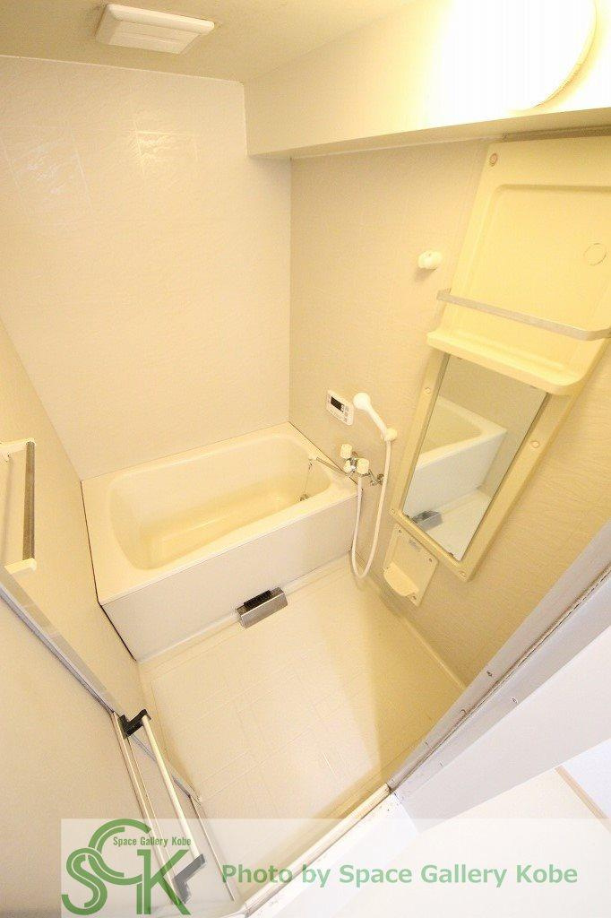 ポレール伊川　Ⅱの浴室|※お部屋により仕様が異なる場合があります。