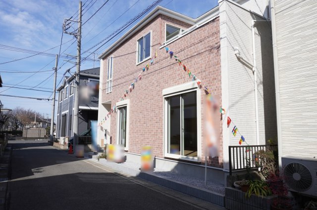 越谷市大字大泊 新築分譲住宅 の外観
