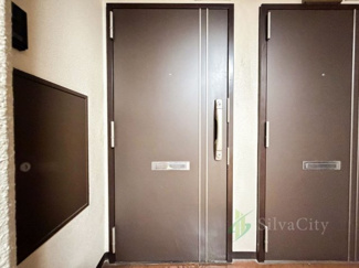 【その他共用部分】 | シャトレー上野 | 玄関ドア