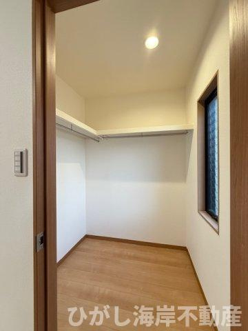 茅ヶ崎市浜之郷　中古戸建　の収納|新規リフォーム完了！　ウォークインクローゼット