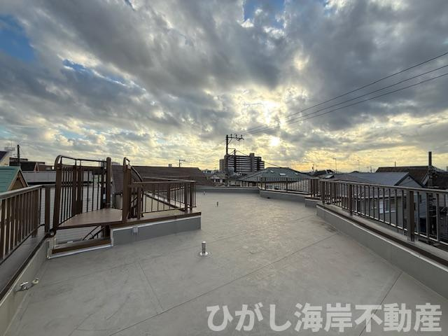 茅ヶ崎市浜之郷　中古戸建　のバルコニー|ルーフバルコニー